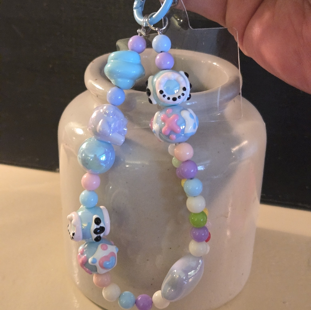 Multifunctional Keychains Choose One - Picture 5 of 7